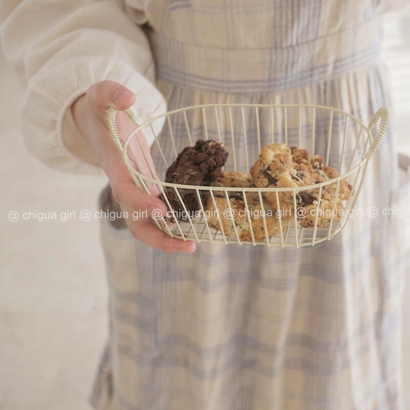 Nordic Style Retro Iron Fruit Basket Snack Tray Coffee Table Hollow Storage Basket Home Decoration